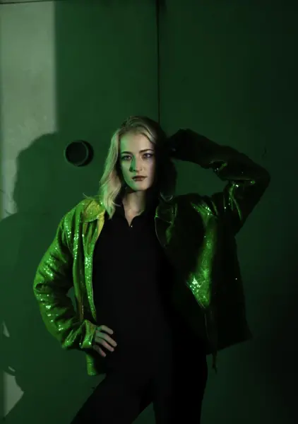 Fashion Art intensīvs Makeup mākslīgajā apgaismojumā